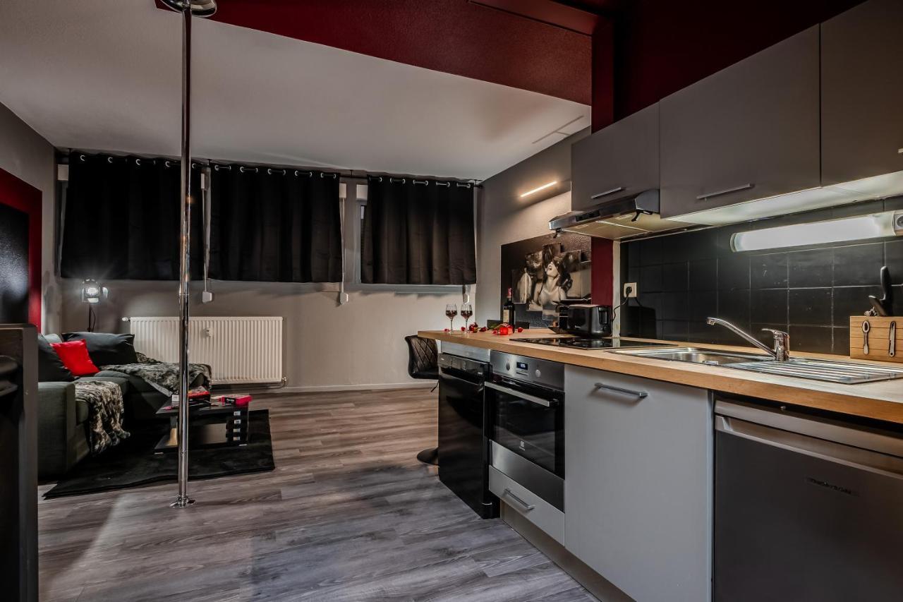 Ferienwohnung Cocon Sensuel - 50 Nuances - Les Cocons De Nath Montbéliard Exterior foto