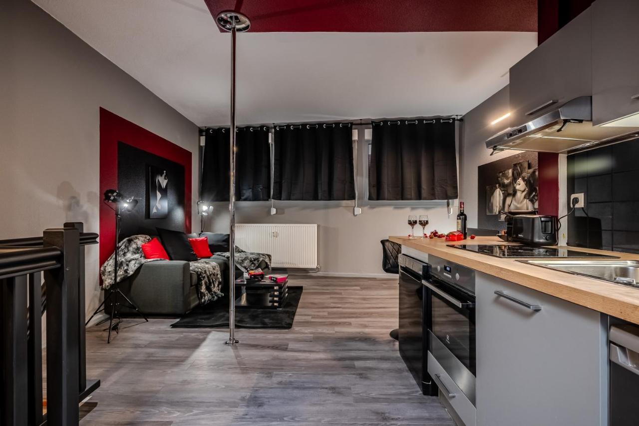 Ferienwohnung Cocon Sensuel - 50 Nuances - Les Cocons De Nath Montbéliard Exterior foto