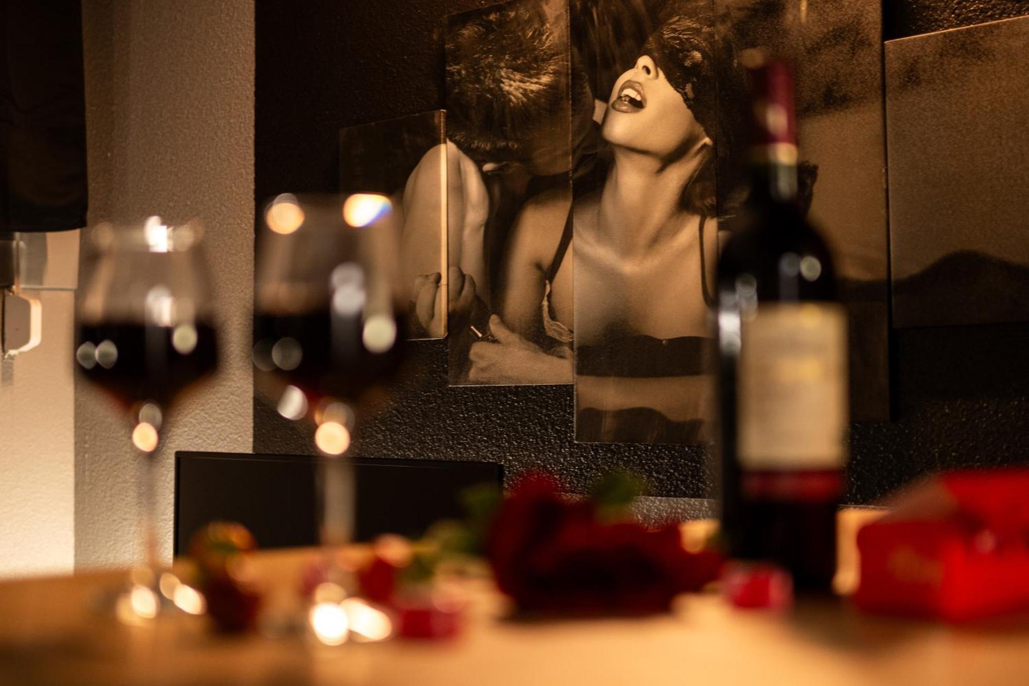 Ferienwohnung Cocon Sensuel - 50 Nuances - Les Cocons De Nath Montbéliard Exterior foto