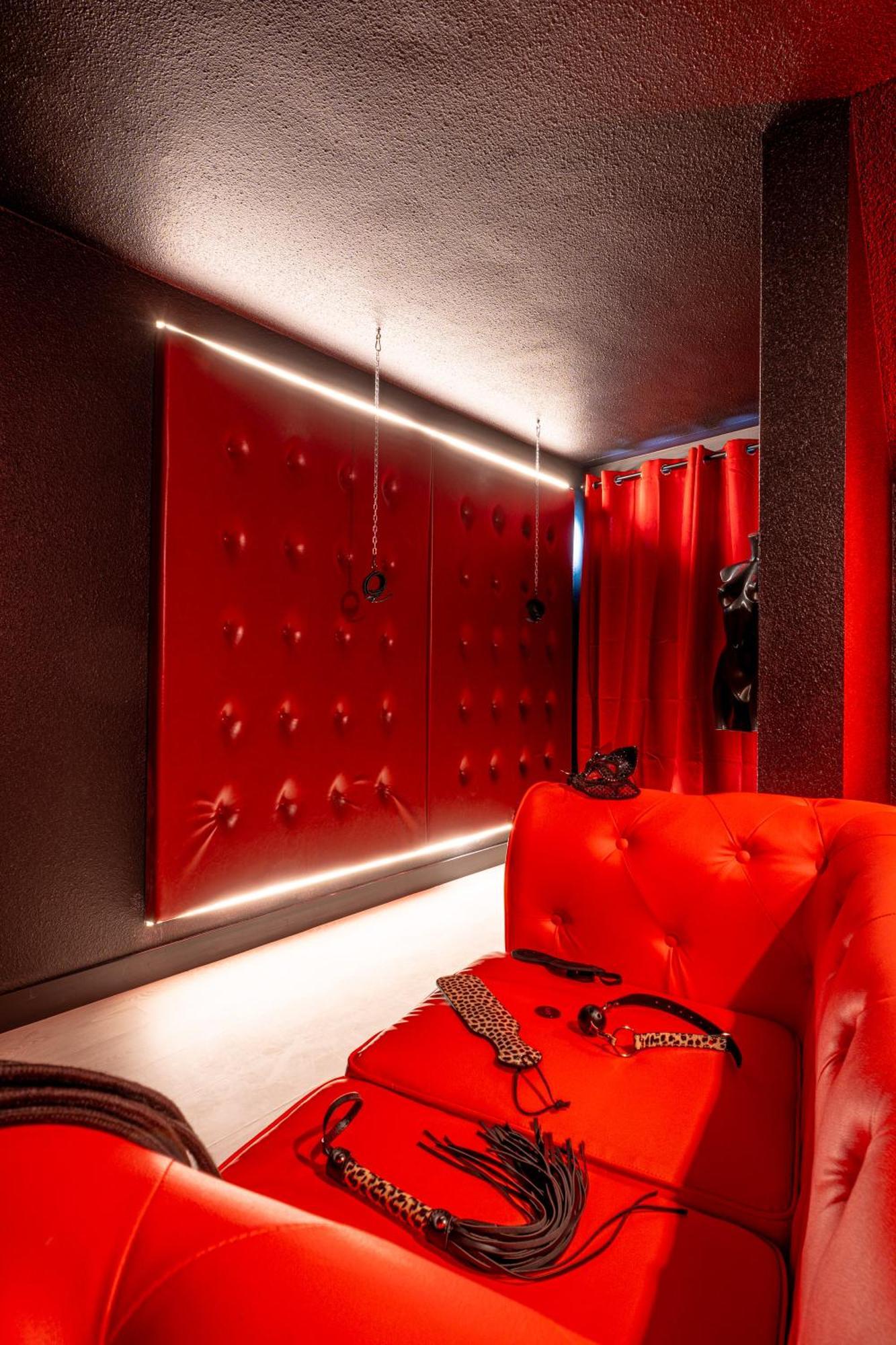 Ferienwohnung Cocon Sensuel - 50 Nuances - Les Cocons De Nath Montbéliard Exterior foto